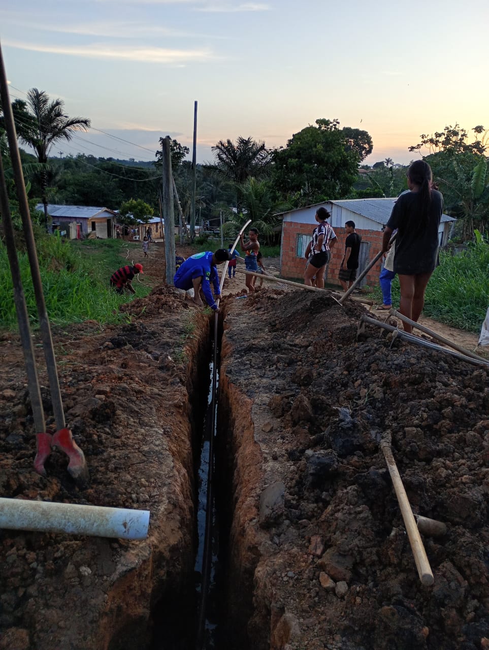 SAAE realiza implantação de rede de abastecimento de água em novas ruas do Bairro Colônia Ventura e Deus é Fiel.