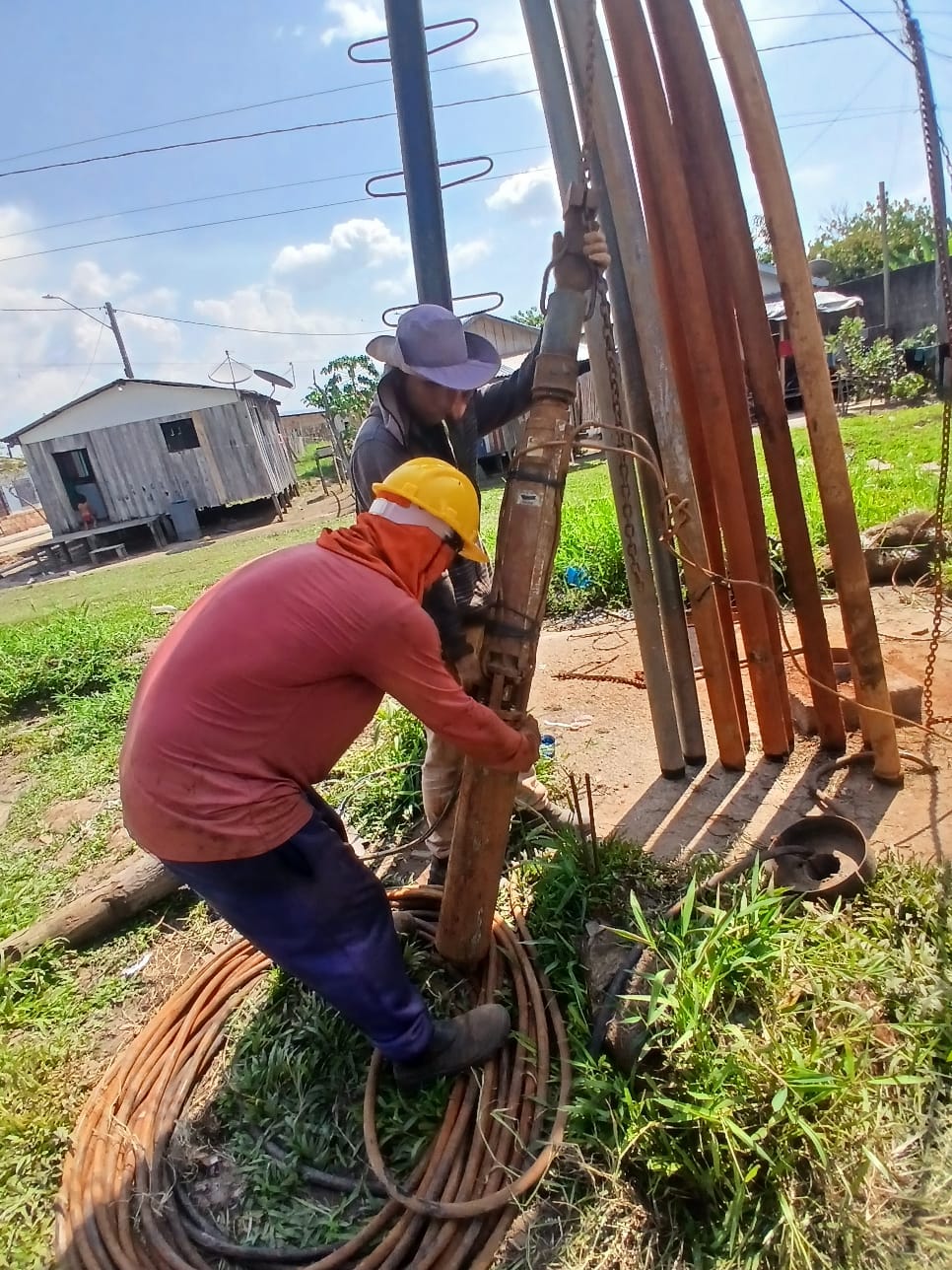 SAAE Realiza Serviços de Manutenção e limpeza na Bomba Submersa de 12 CV do PT 42 - Rua Rio Nilo, bairro Deus é Fiel
